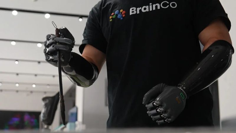 数字化解决方案与传统方案的较量：性能与架构的差异化解析